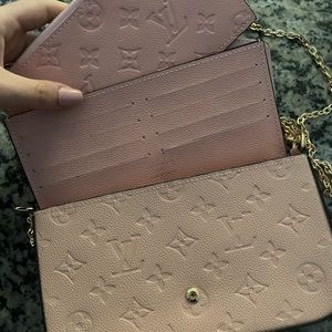 AUTHENTIC LV